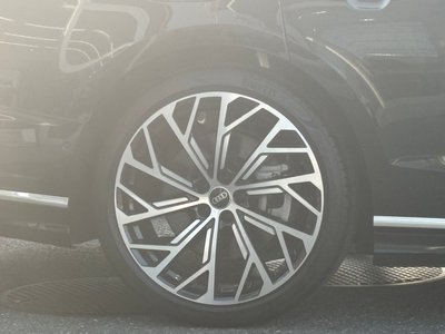 2025 AUDI A8 thumbnail 49
