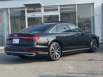 2025 AUDI A8 photo 10