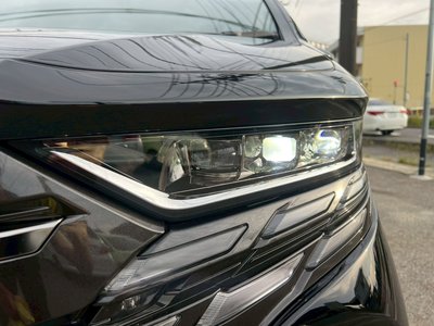 صورة 74 لـ 2025 Toyota ALPHARD