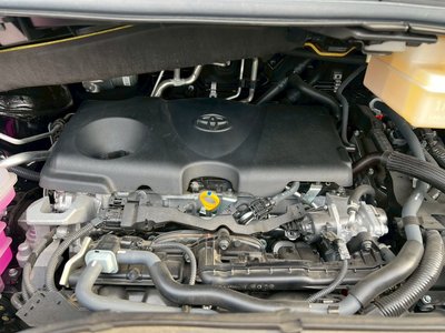 صورة 159 لـ 2025 Toyota ALPHARD