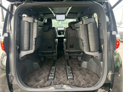 صورة 163 لـ 2025 Toyota ALPHARD
