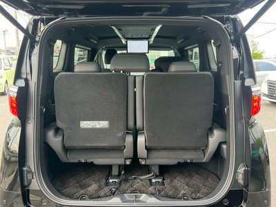 صورة 162 لـ 2025 Toyota ALPHARD