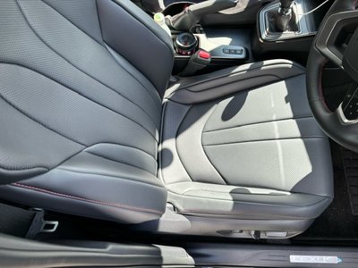 2025 Lexus LBX thumbnail 28