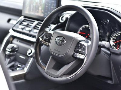 2023 Toyota LAND CRUISER 300 — фото 22
