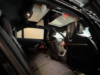 2023 BMW 7 SERIES photo 2