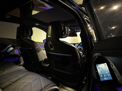 2023 BMW 7 SERIES photo 12