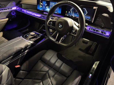2023 BMW 7 SERIES photo 6