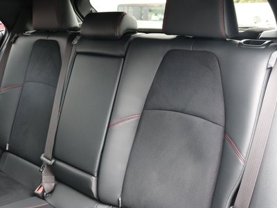 صورة 40 لـ 2024 Toyota GR COROLLA