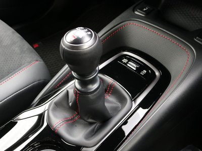 صورة 63 لـ 2024 Toyota GR COROLLA