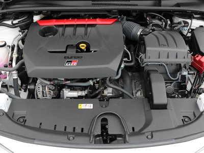 صورة 77 لـ 2024 Toyota GR COROLLA