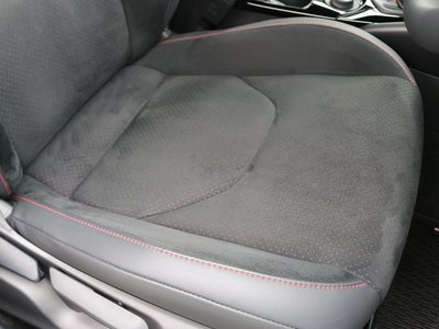 صورة 31 لـ 2024 Toyota GR COROLLA