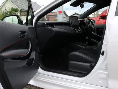 صورة 42 لـ 2024 Toyota GR COROLLA