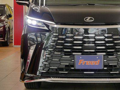 2024 Lexus LM photo 33