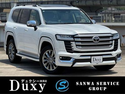 2025 Toyota LAND CRUISER 300 photo 1