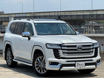 2025 Toyota LAND CRUISER 300 photo 15