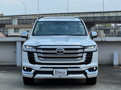 2025 Toyota LAND CRUISER 300 thumbnail 19