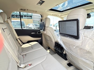 2025 Toyota LAND CRUISER 300 thumbnail 69