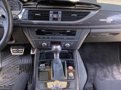 2017 AUDI RS6 AVANT 照片 18