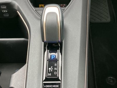 2022 Toyota CROWN CROSSOVER — фото 25