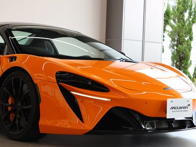 صورة 15 لـ 2024 Mclaren ARTURA SPIDER