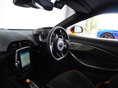 صورة 73 لـ 2024 Mclaren ARTURA SPIDER