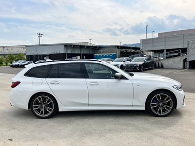 صورة 10 لـ 2022 BMW 3 SERIES TOURING