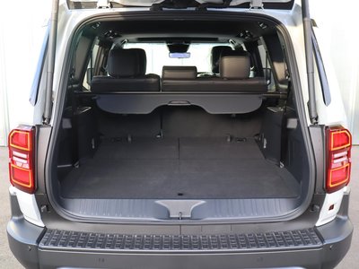 صورة 68 لـ 2025 Toyota LAND CRUISER 250