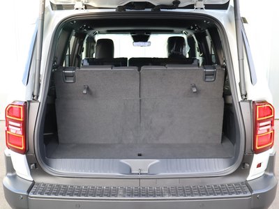 صورة 67 لـ 2025 Toyota LAND CRUISER 250