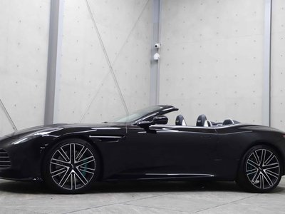 صورة 5 لـ 2024 Aston Martin DB12 VOLANTE