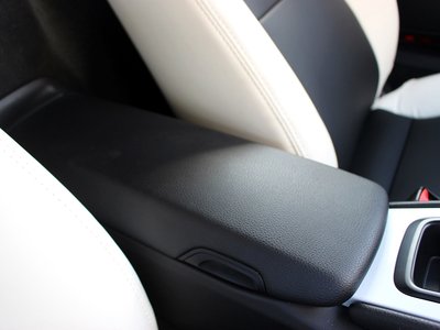 2015 Porsche CAYMAN thumbnail 43