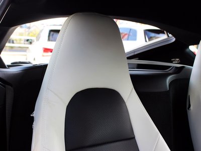 2015 Porsche CAYMAN thumbnail 50