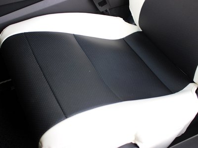 2015 Porsche CAYMAN photo 16