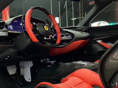 صورة 9 لـ 2023 Ferrari SF90 SPIDER