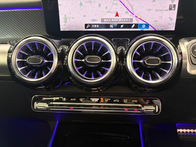 2023 Mercedes-BENZ GLB thumbnail 31