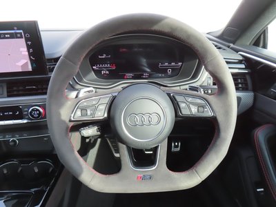 2022 AUDI RS5 — фото 12