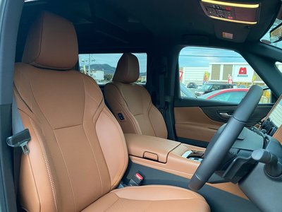صورة 10 لـ 2024 Toyota VELLFIRE