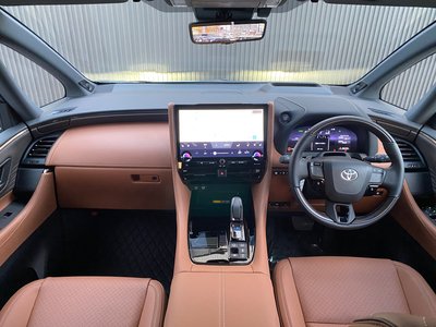 صورة 19 لـ 2024 Toyota VELLFIRE