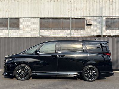 صورة 17 لـ 2024 Toyota VELLFIRE