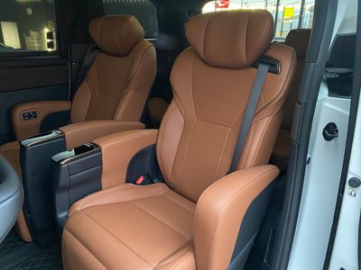 صورة 15 لـ 2024 Toyota VELLFIRE