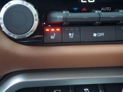 صورة 12 لـ 2023 Toyota TUNDRA