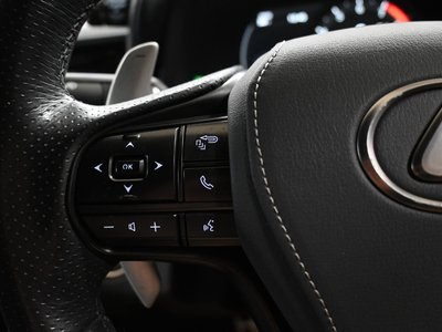 صورة 32 لـ 2017 Lexus LC
