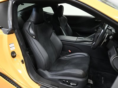 صورة 13 لـ 2017 Lexus LC