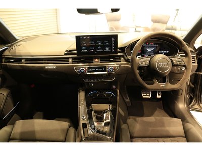صورة 5 لـ 2023 AUDI RS4 AVANT