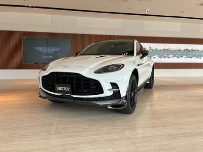 2026 Aston Martin DBX — фото 5