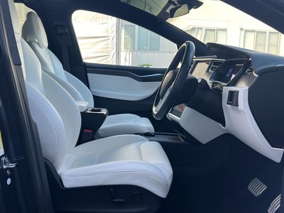 2017 Tesla MODEL X 照片 23