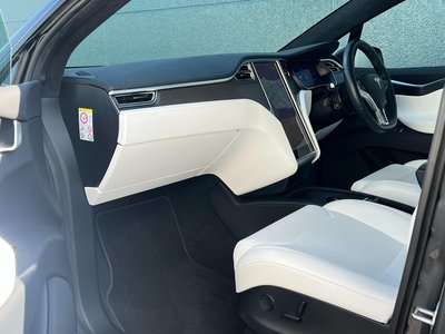 2017 Tesla MODEL X 照片 26