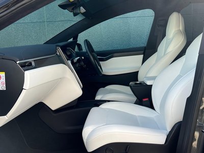 2017 Tesla MODEL X 照片 27