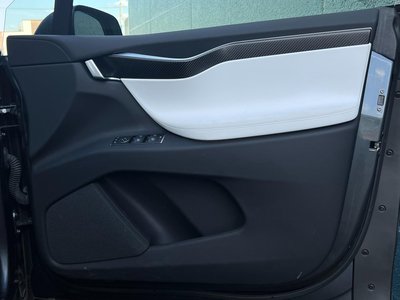 2017 Tesla MODEL X 照片 25
