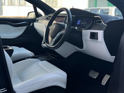 2017 Tesla MODEL X 照片 22