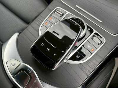 صورة 17 لـ 2017 Mercedes-BENZ C-CLASS AMG